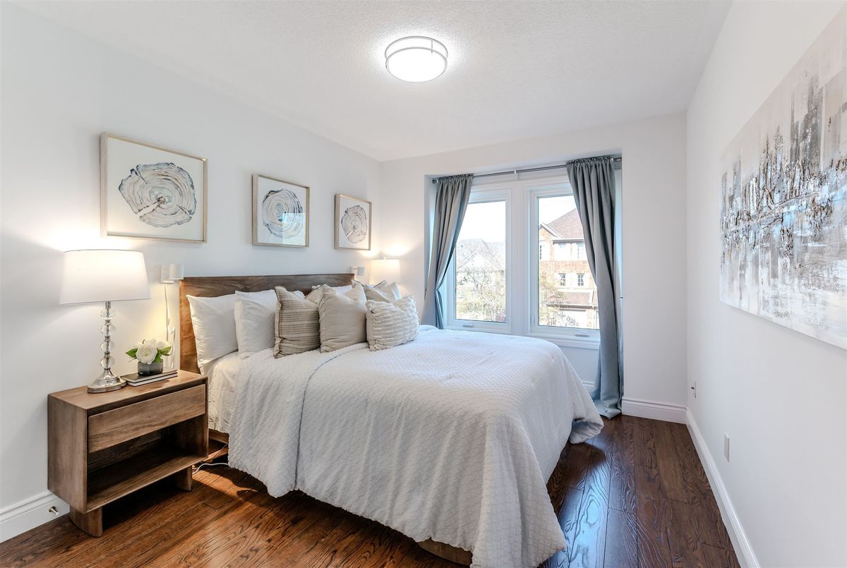 113 Mugford Road Aurora 113 Mugford Road Aurora