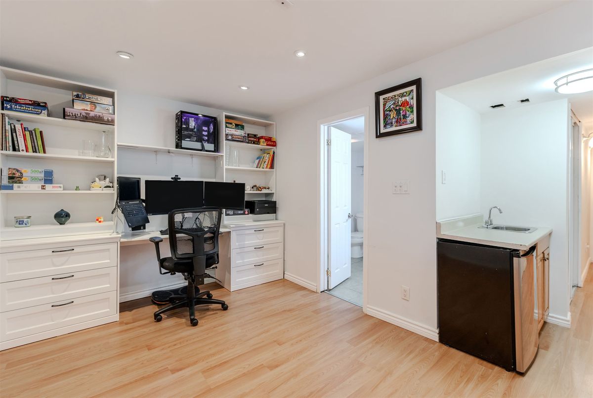 113 Mugford Road Aurora 113 Mugford Road Aurora