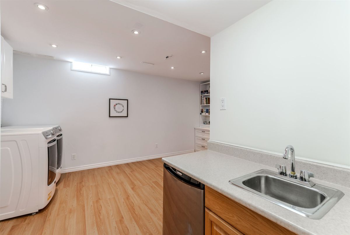 113 Mugford Road Aurora 113 Mugford Road Aurora