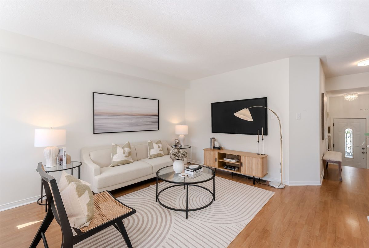 113 Mugford Road Aurora 113 Mugford Road Aurora