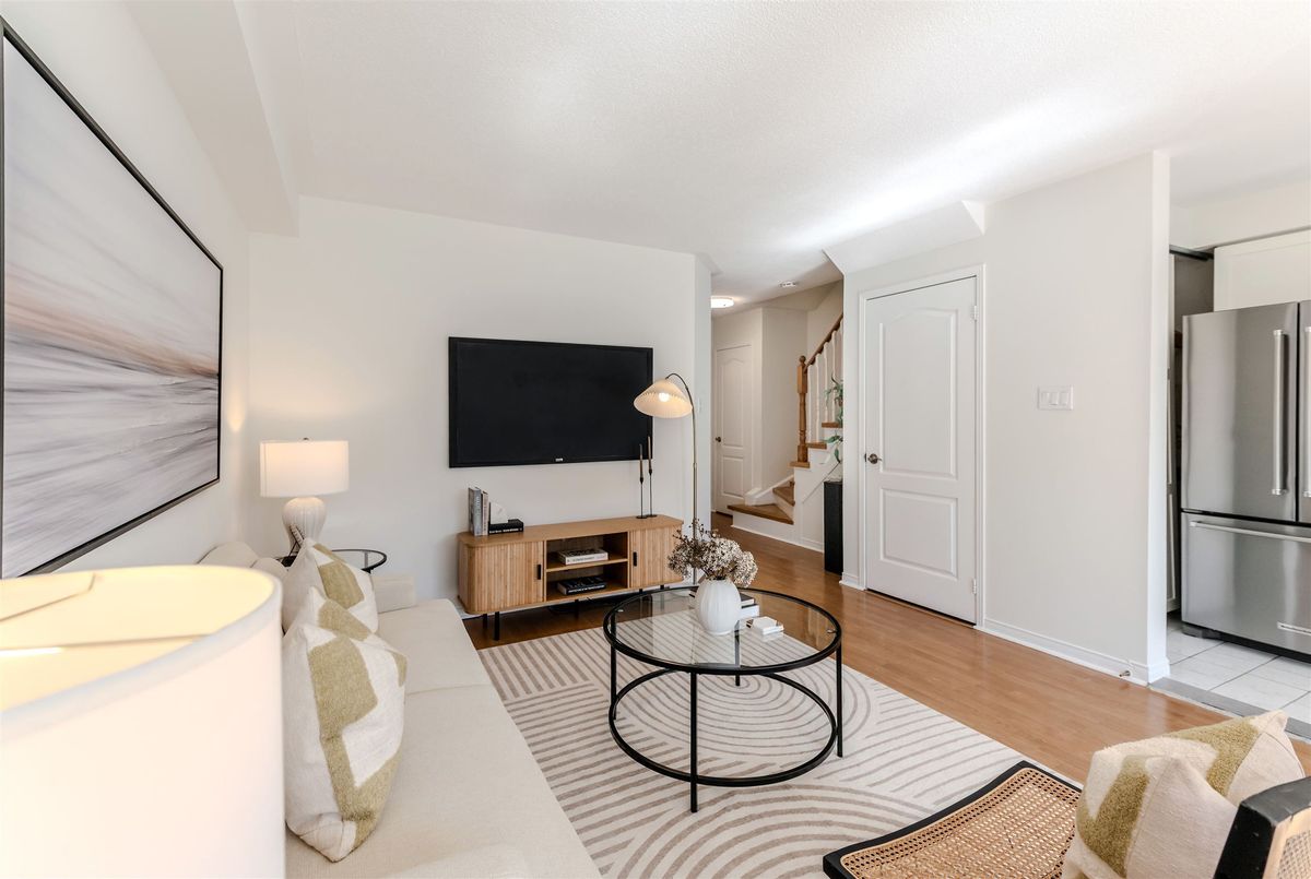 113 Mugford Road Aurora 113 Mugford Road Aurora