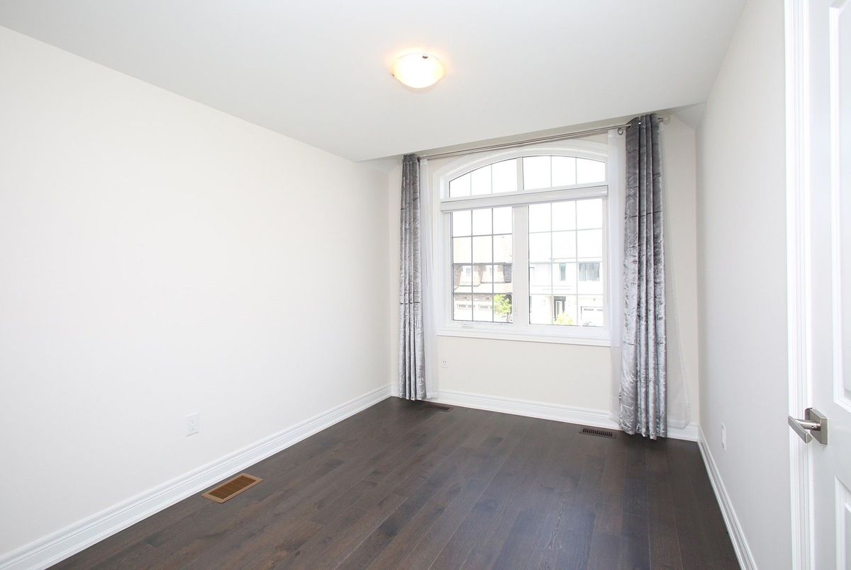 289 Ben Sinclair Avenue East Gwillimbury 289 Ben Sinclair Avenue East Gwillimbury