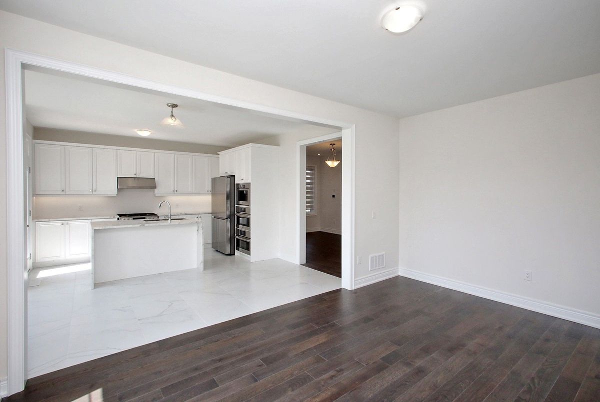 289 Ben Sinclair Avenue East Gwillimbury 289 Ben Sinclair Avenue East Gwillimbury