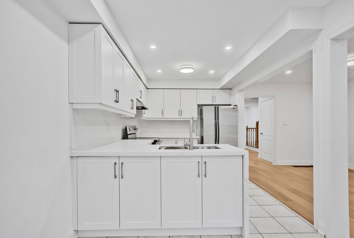 30 Patullo Avenue Richmond Hill 30 Patullo Avenue Richmond Hill