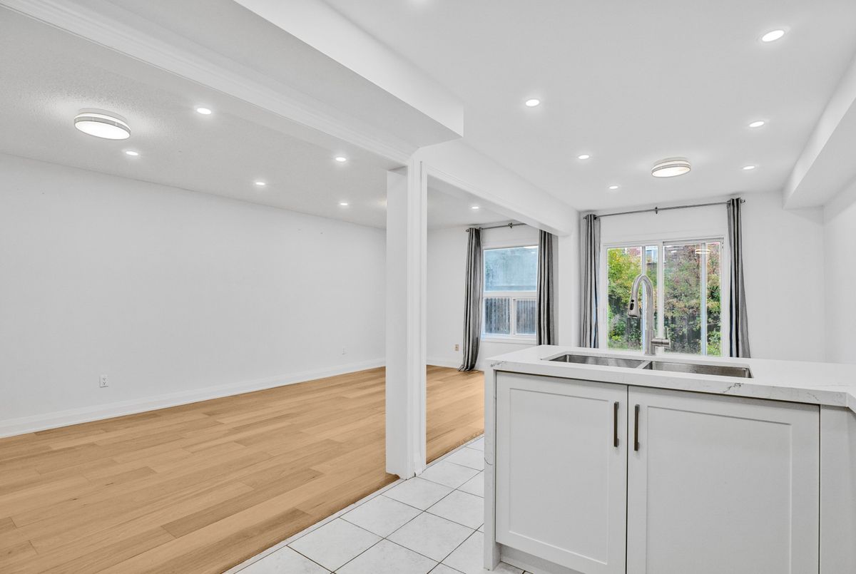 30 Patullo Avenue Richmond Hill 30 Patullo Avenue Richmond Hill