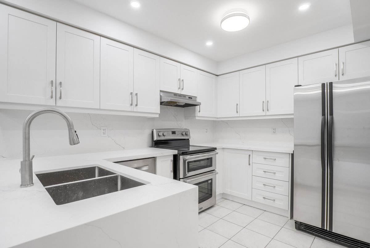 30 Patullo Avenue Richmond Hill 30 Patullo Avenue Richmond Hill