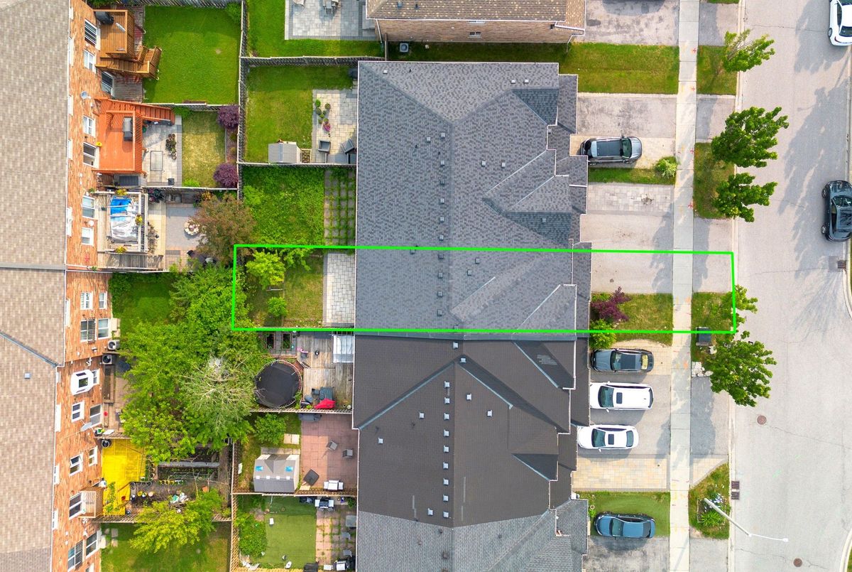 30 Patullo Avenue Richmond Hill 30 Patullo Avenue Richmond Hill