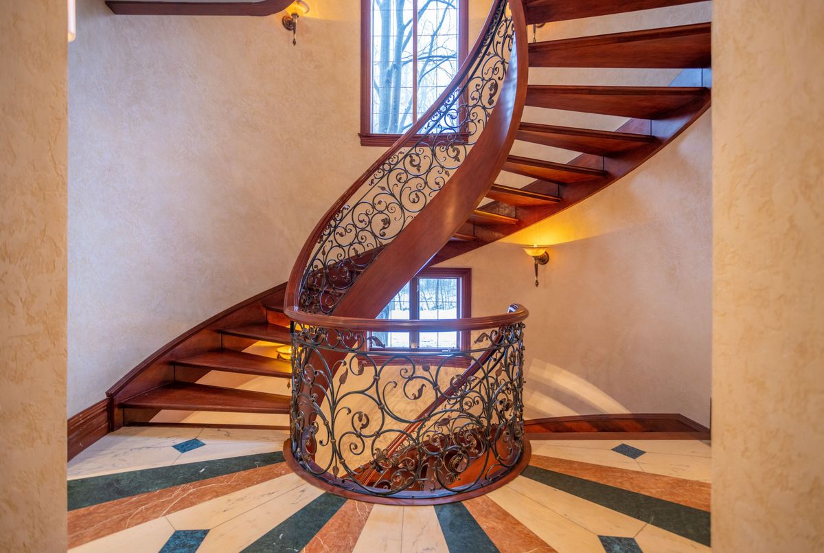 76 Quail Run Boulevard Vaughan 76 Quail Run Boulevard Vaughan
