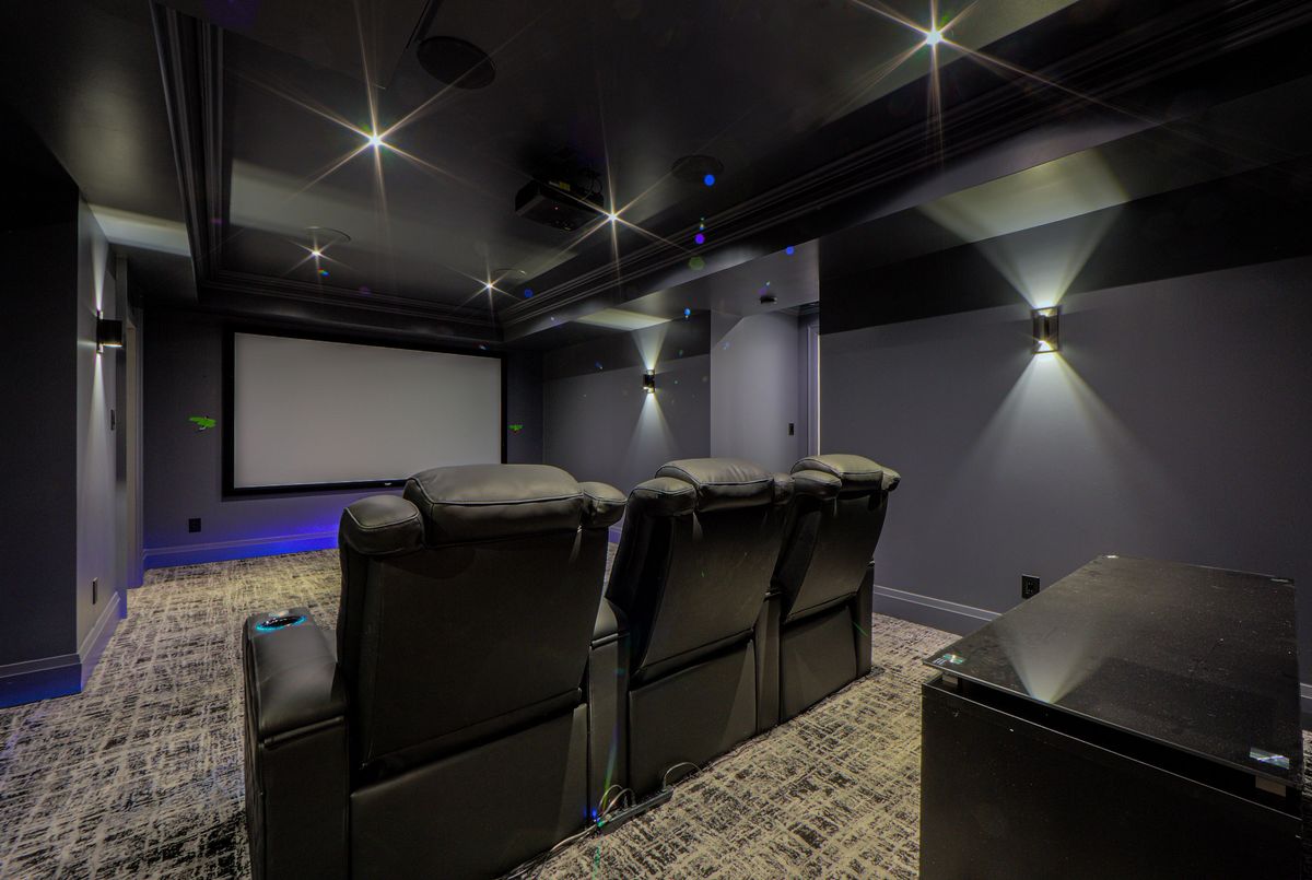 16 Flatbush Avenue Vaughan 16 Flatbush Avenue Vaughan