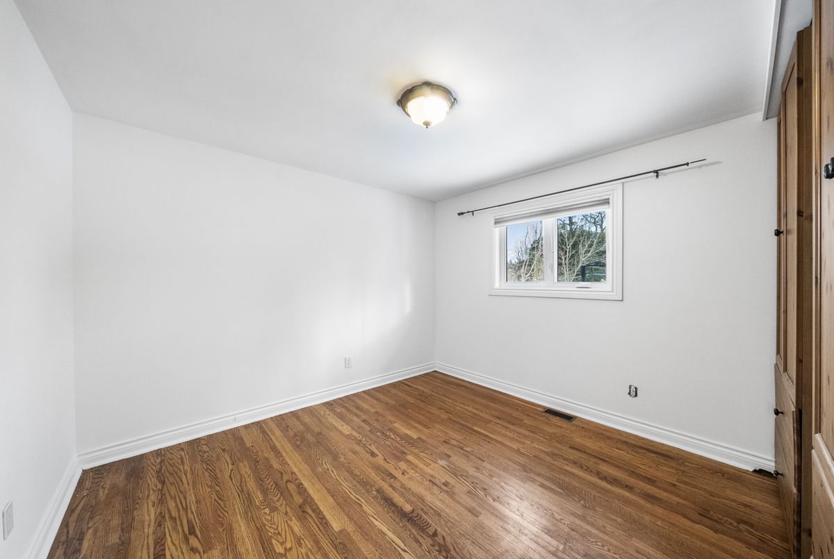 49 May Avenue East Gwillimbury 49 May Avenue East Gwillimbury