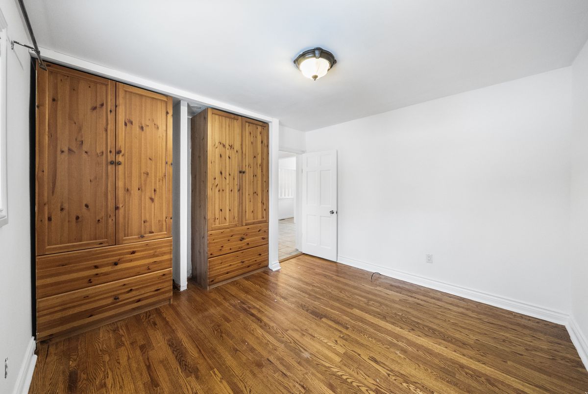 49 May Avenue East Gwillimbury 49 May Avenue East Gwillimbury