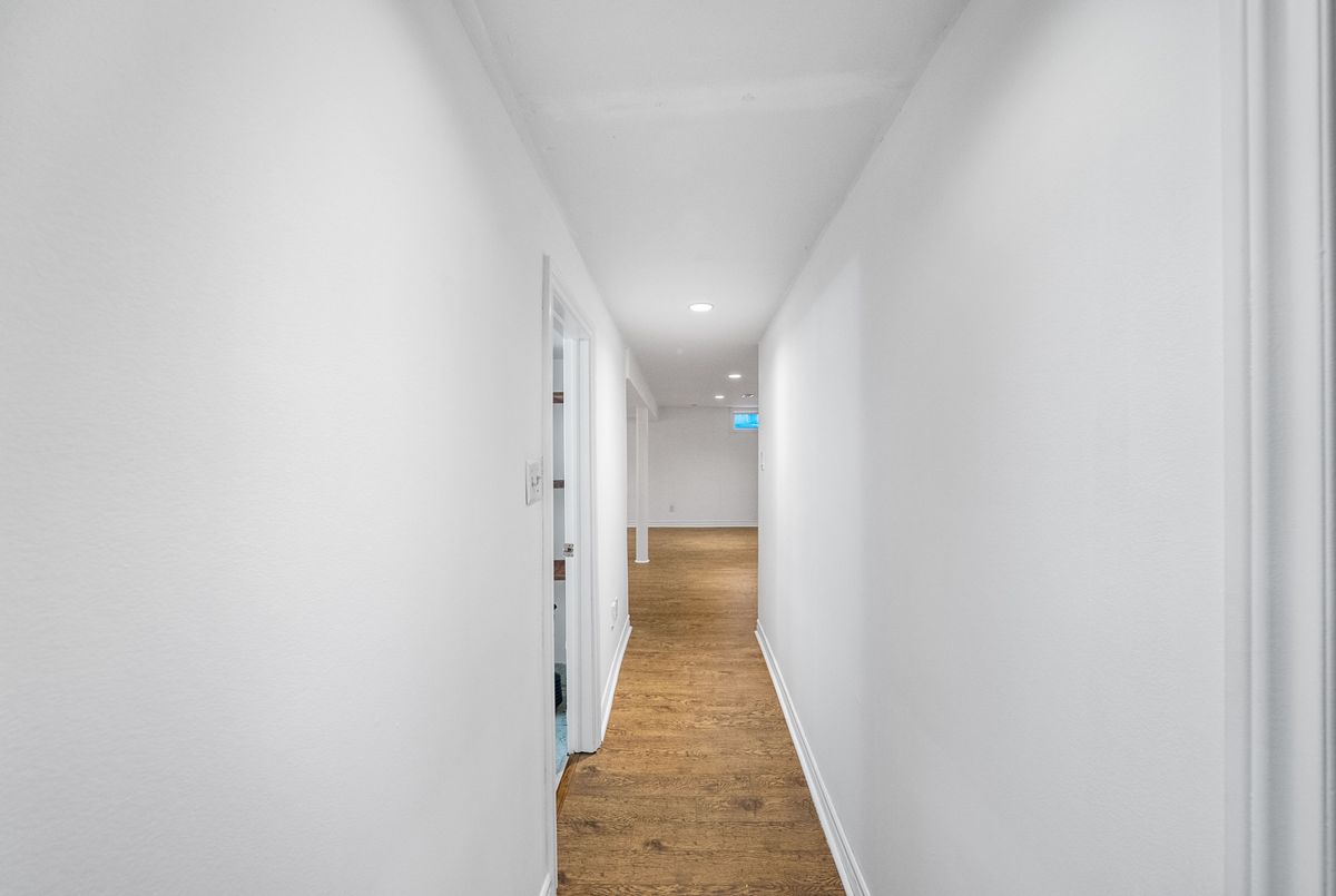 49 May Avenue East Gwillimbury 49 May Avenue East Gwillimbury