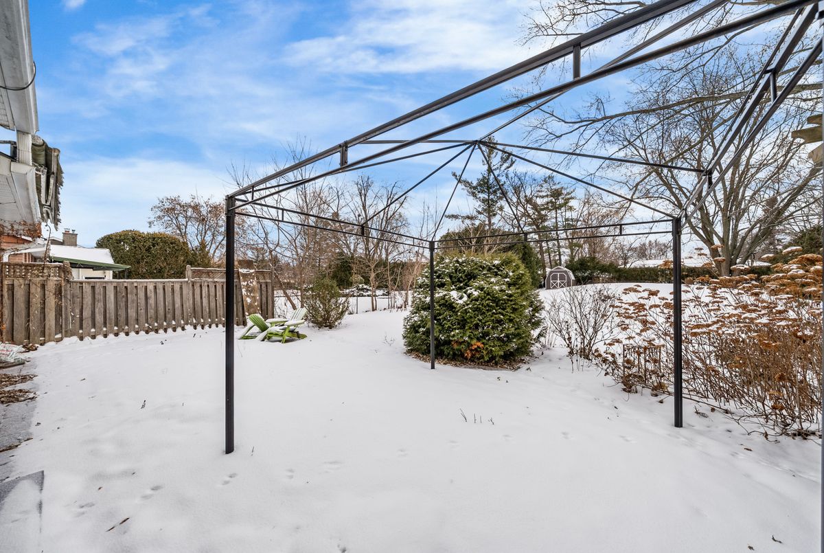 49 May Avenue East Gwillimbury 49 May Avenue East Gwillimbury