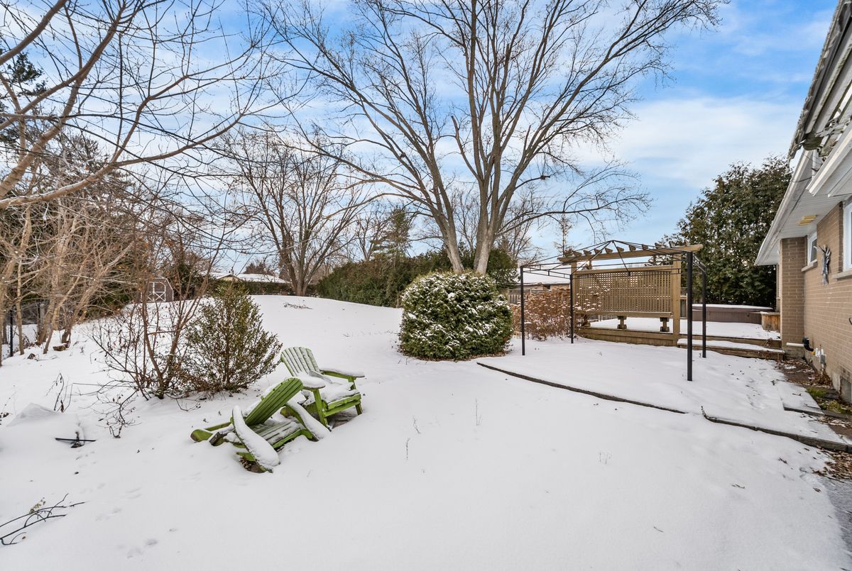 49 May Avenue East Gwillimbury 49 May Avenue East Gwillimbury