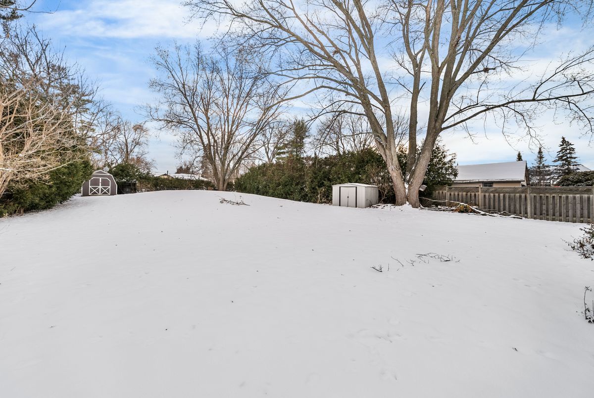 49 May Avenue East Gwillimbury 49 May Avenue East Gwillimbury