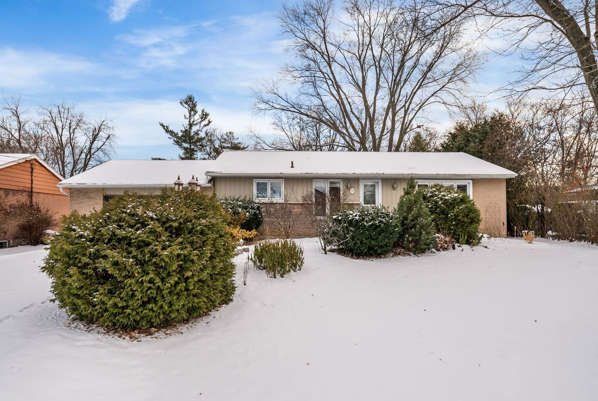 49 May Avenue East Gwillimbury 49 May Avenue East Gwillimbury