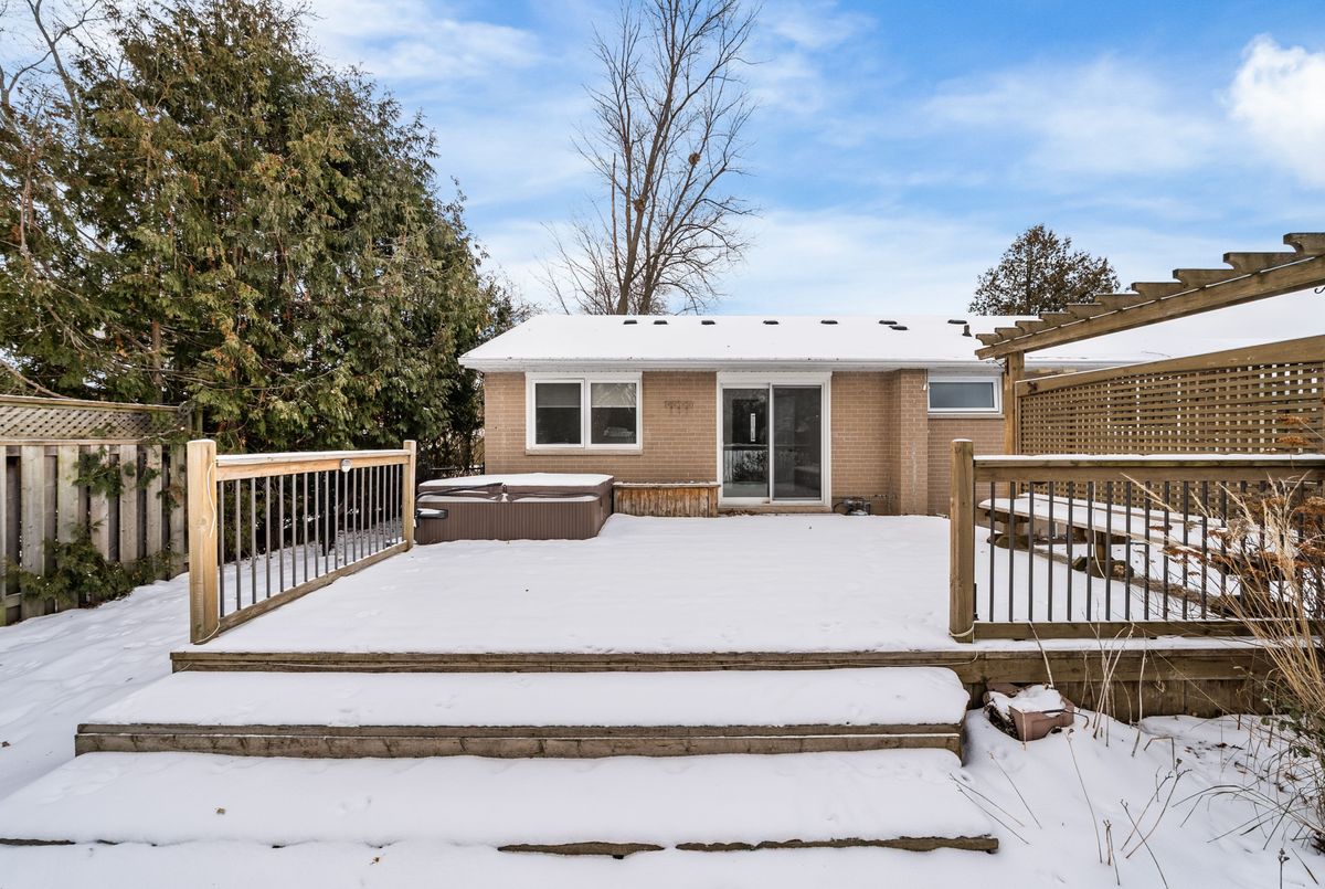 49 May Avenue East Gwillimbury 49 May Avenue East Gwillimbury