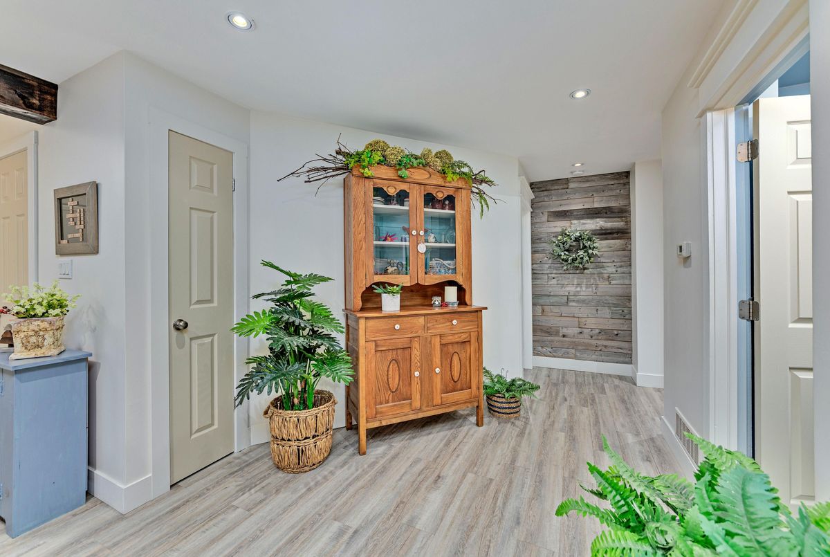 182 Parkview Drive Innisfil 182 Parkview Drive Innisfil