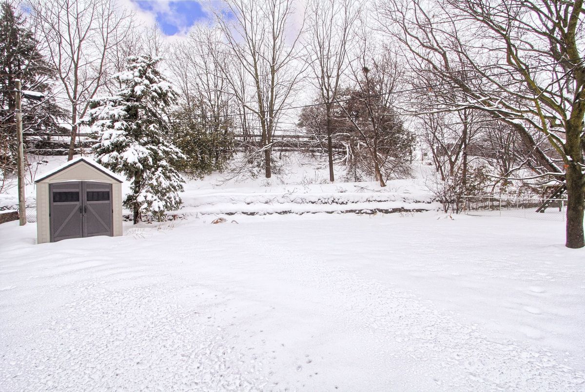 72 Monkswood Crescent Newmarket 72 Monkswood Crescent Newmarket