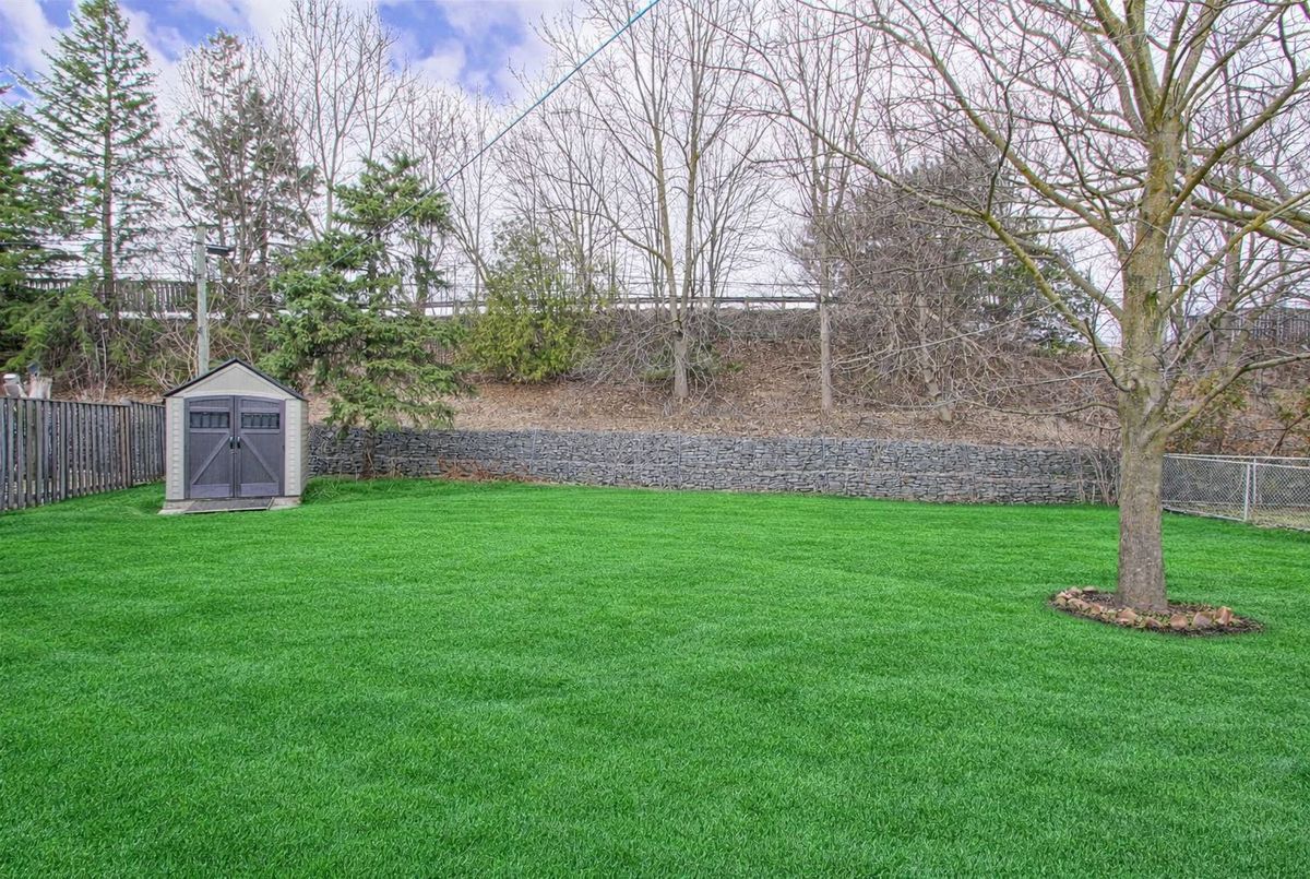 72 Monkswood Crescent Newmarket 72 Monkswood Crescent Newmarket