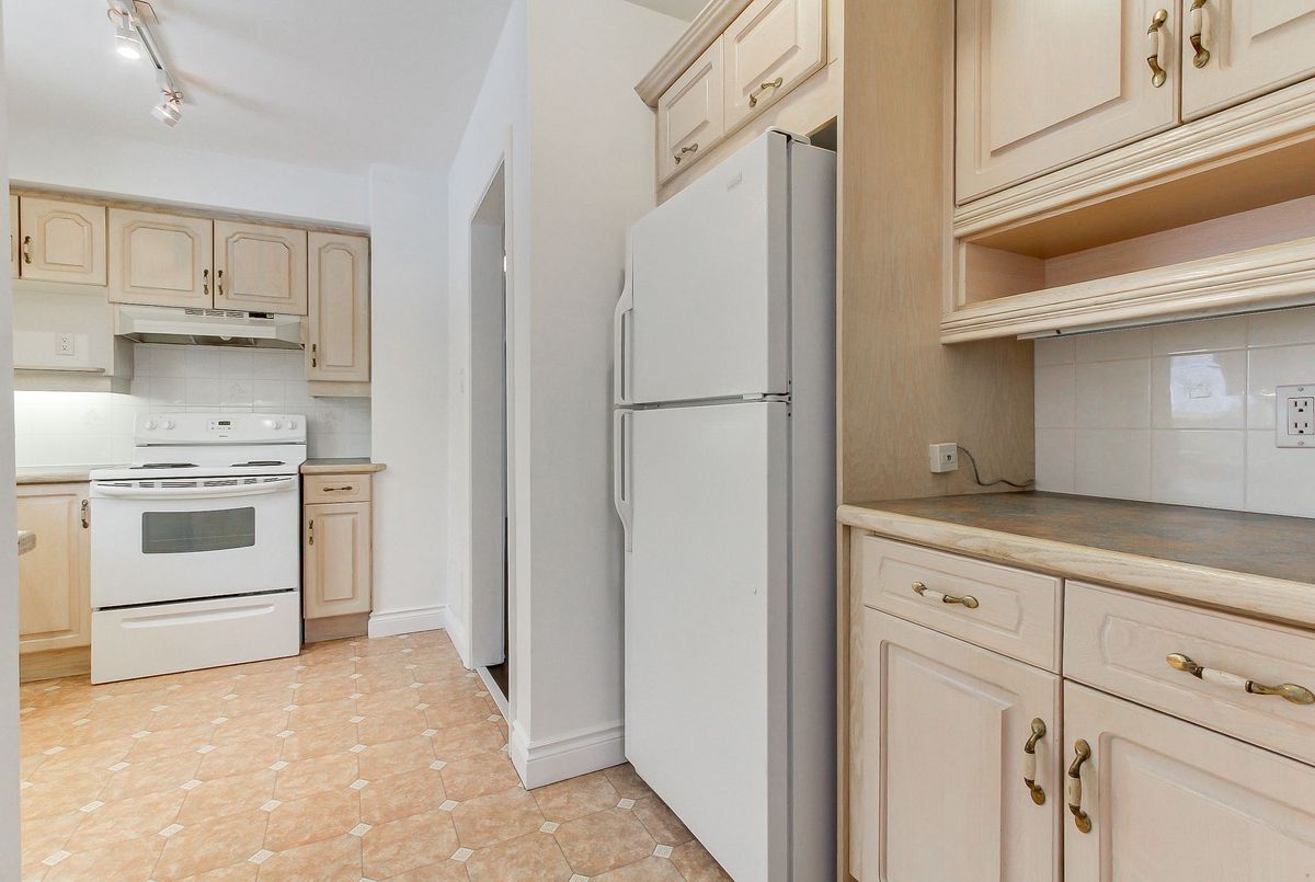 72 Monkswood Crescent Newmarket 72 Monkswood Crescent Newmarket