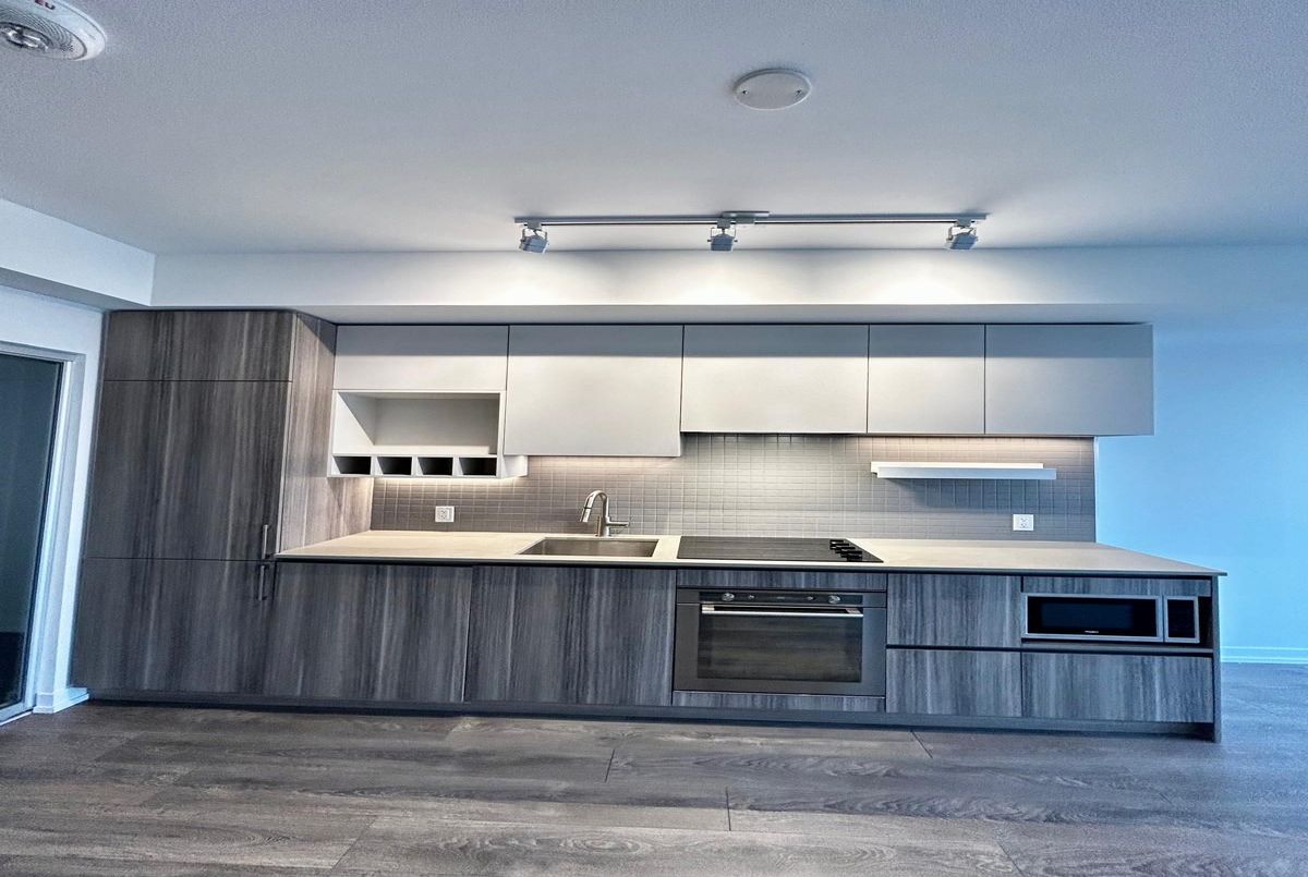 5 Buttermill Avenue Vaughan 5 Buttermill Avenue Vaughan