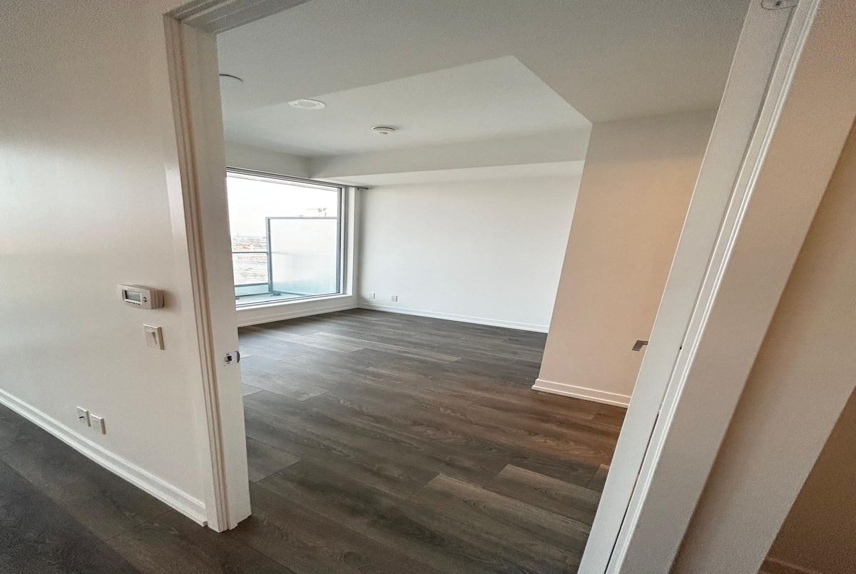 5 Buttermill Avenue Vaughan 5 Buttermill Avenue Vaughan