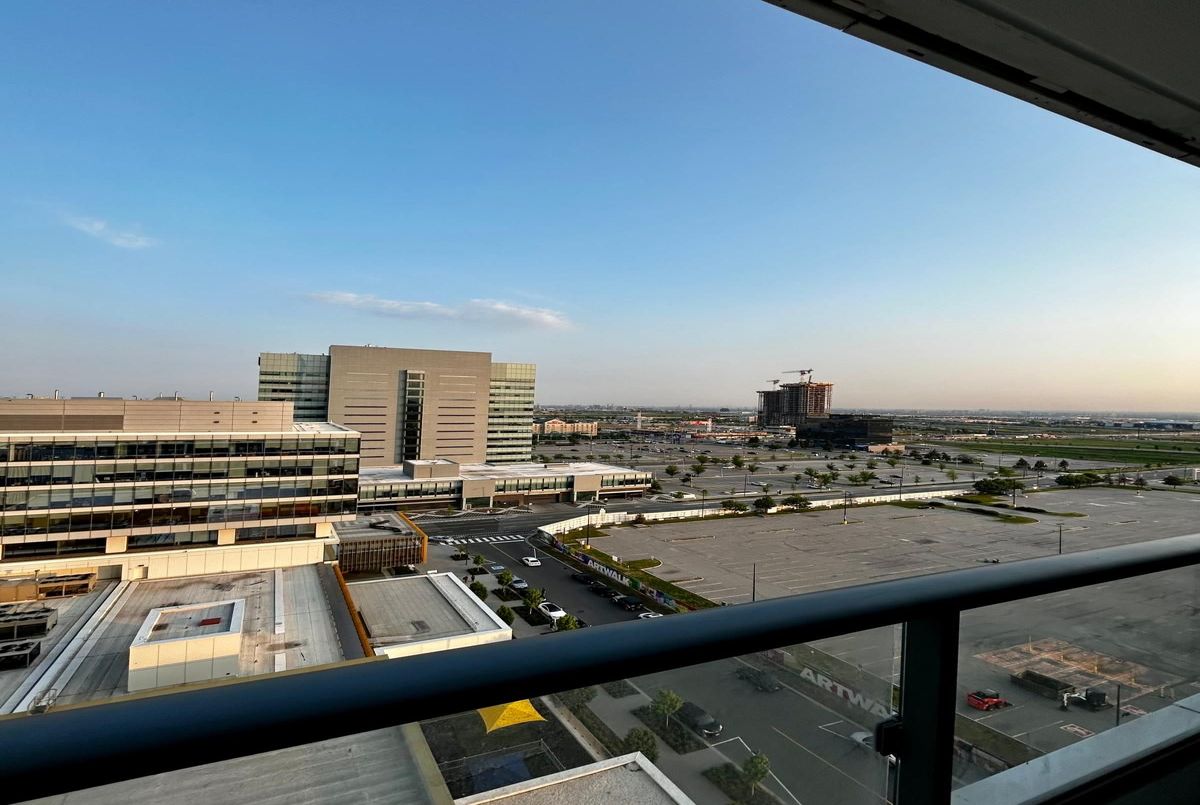 5 Buttermill Avenue Vaughan 5 Buttermill Avenue Vaughan