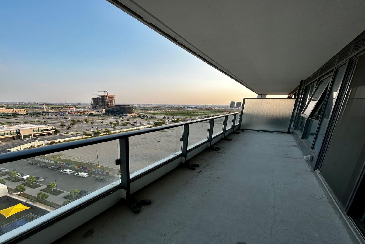 5 Buttermill Avenue Vaughan 5 Buttermill Avenue Vaughan