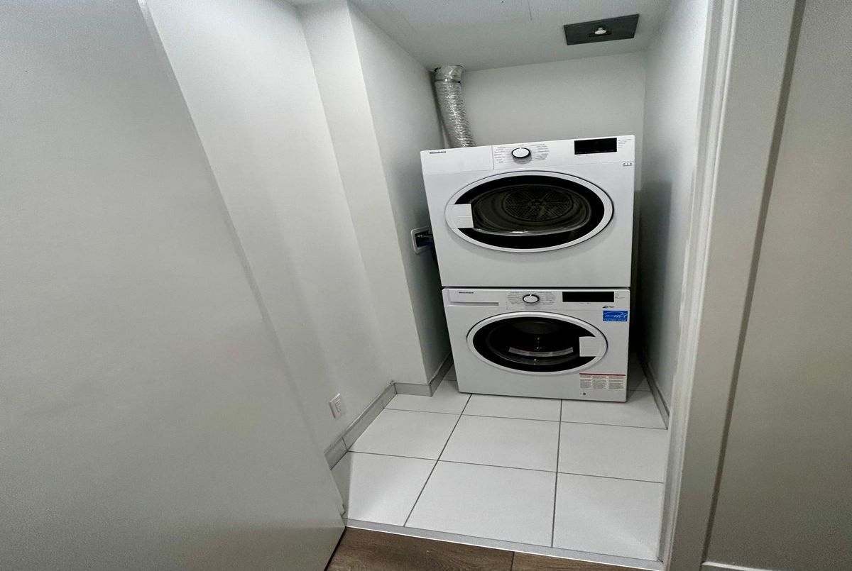 5 Buttermill Avenue Vaughan 5 Buttermill Avenue Vaughan