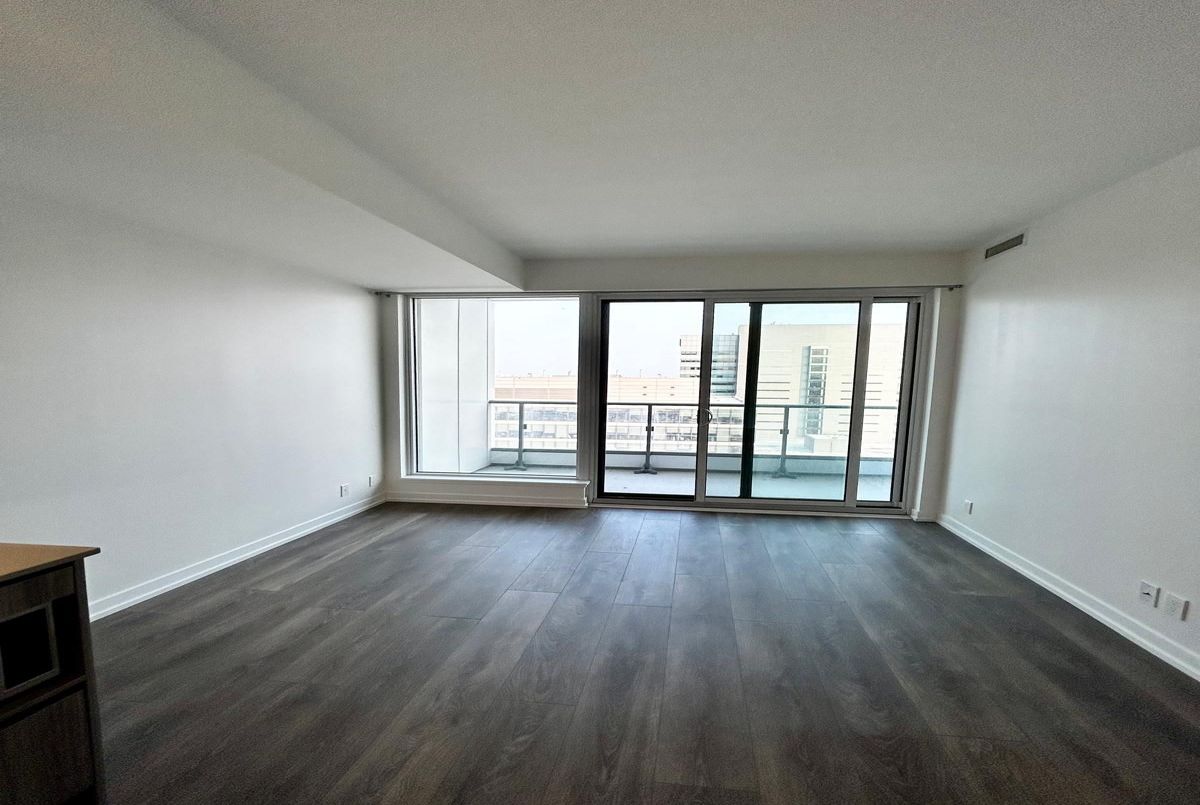 5 Buttermill Avenue Vaughan 5 Buttermill Avenue Vaughan