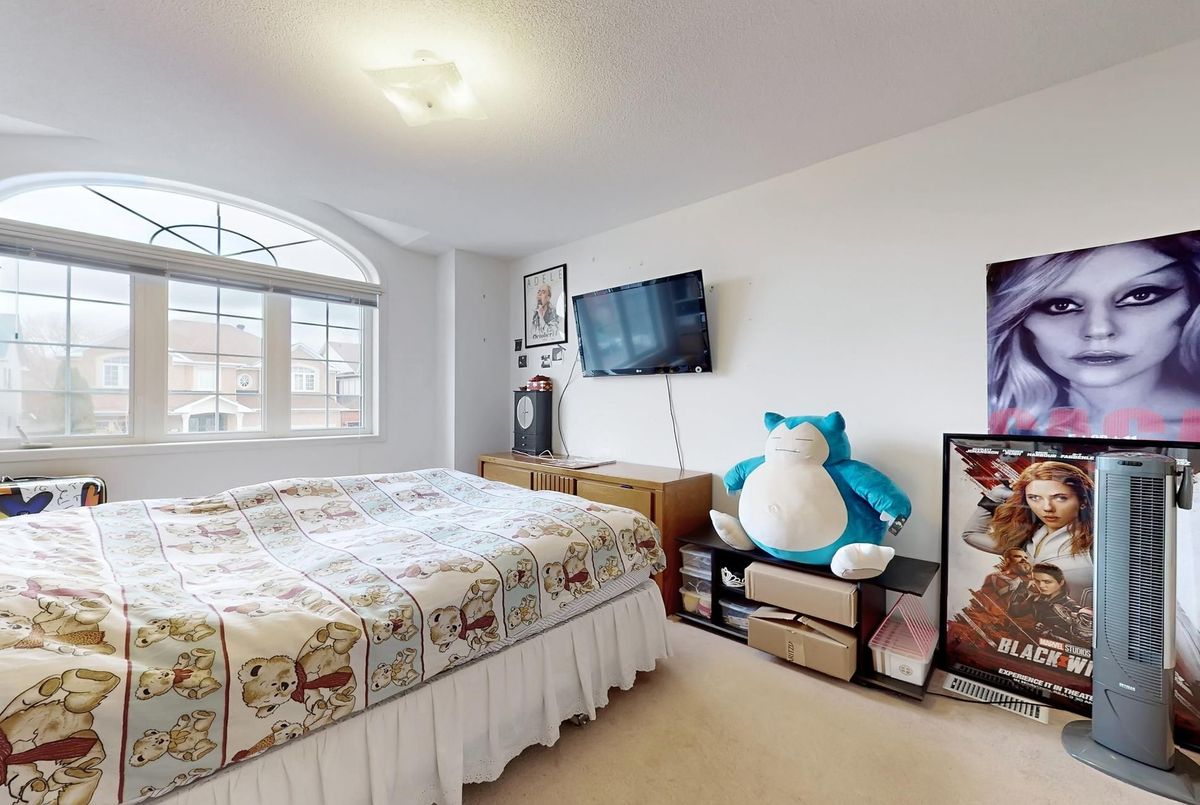 82 Littleleaf Crescent Markham 82 Littleleaf Crescent Markham