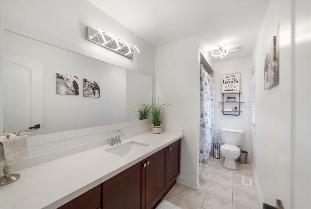 28 West Park Avenue Bradford West Gwillimbury 28 West Park Avenue Bradford West Gwillimbury