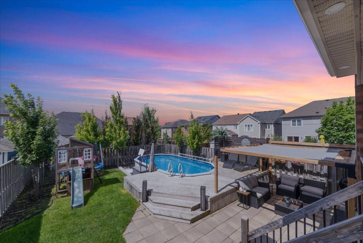 28 West Park Avenue Bradford West Gwillimbury 28 West Park Avenue Bradford West Gwillimbury