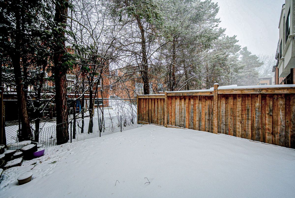 42 Causland Lane Richmond Hill 42 Causland Lane Richmond Hill