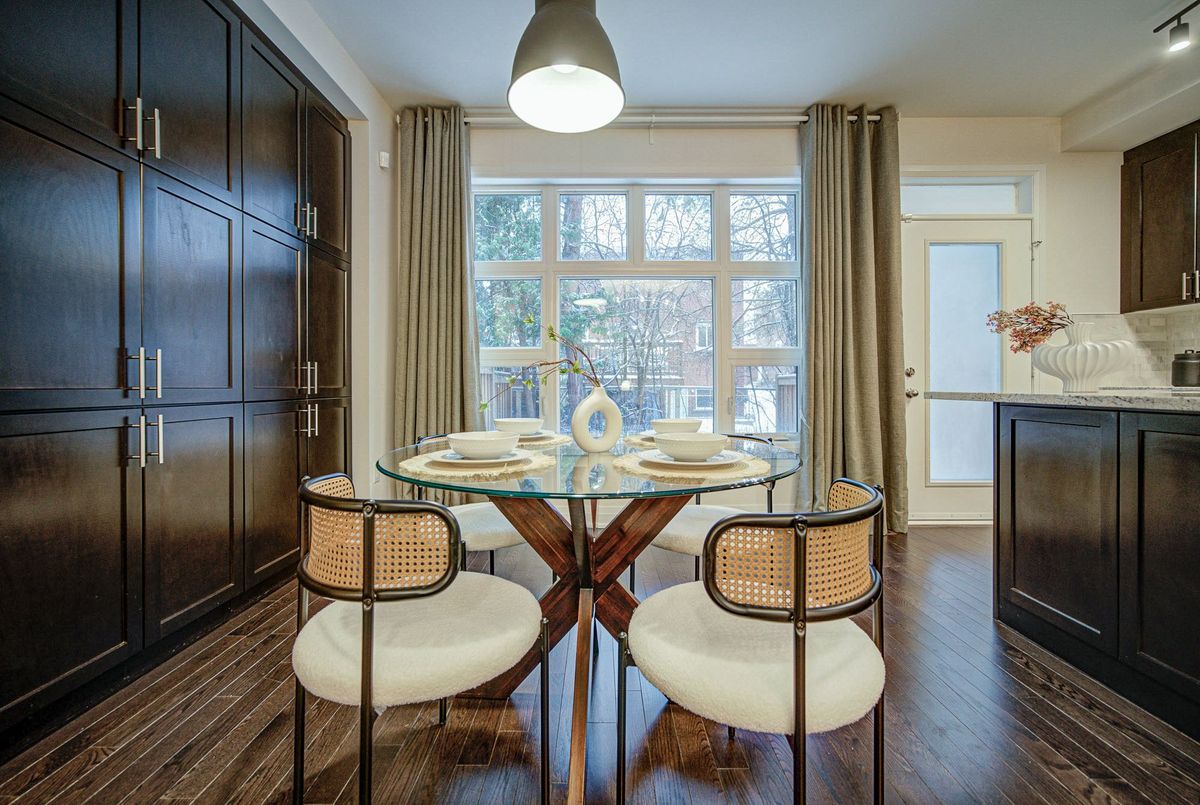 42 Causland Lane Richmond Hill 42 Causland Lane Richmond Hill