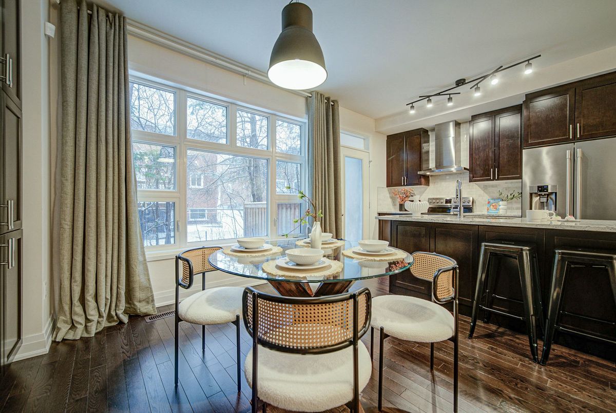 42 Causland Lane Richmond Hill 42 Causland Lane Richmond Hill