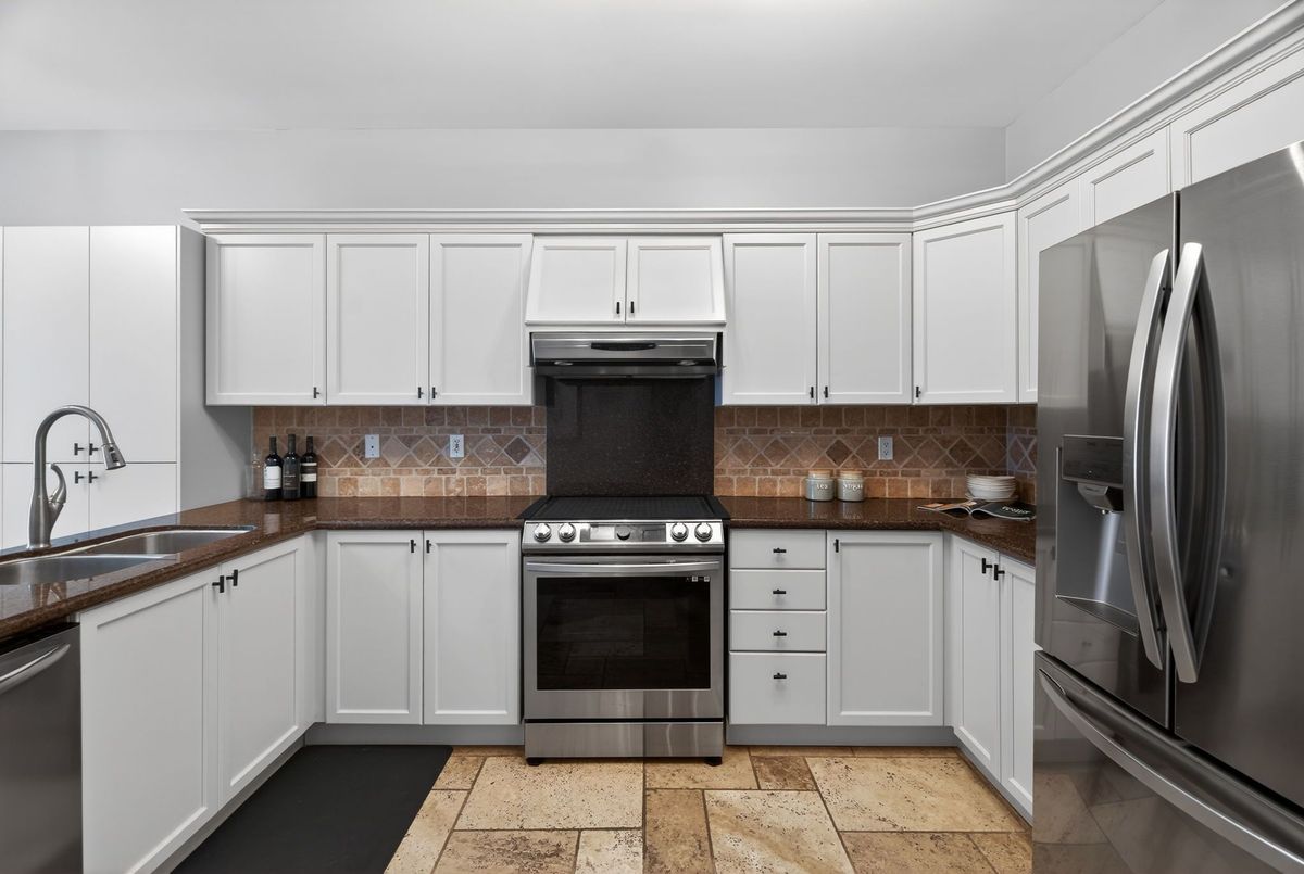 80 Gardiner Drive Bradford West Gwillimbury 80 Gardiner Drive Bradford West Gwillimbury