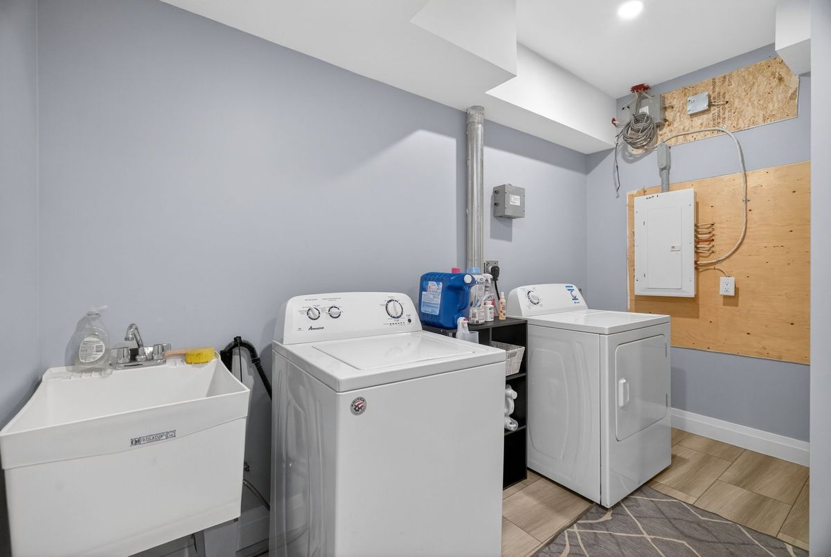 80 Gardiner Drive Bradford West Gwillimbury 80 Gardiner Drive Bradford West Gwillimbury