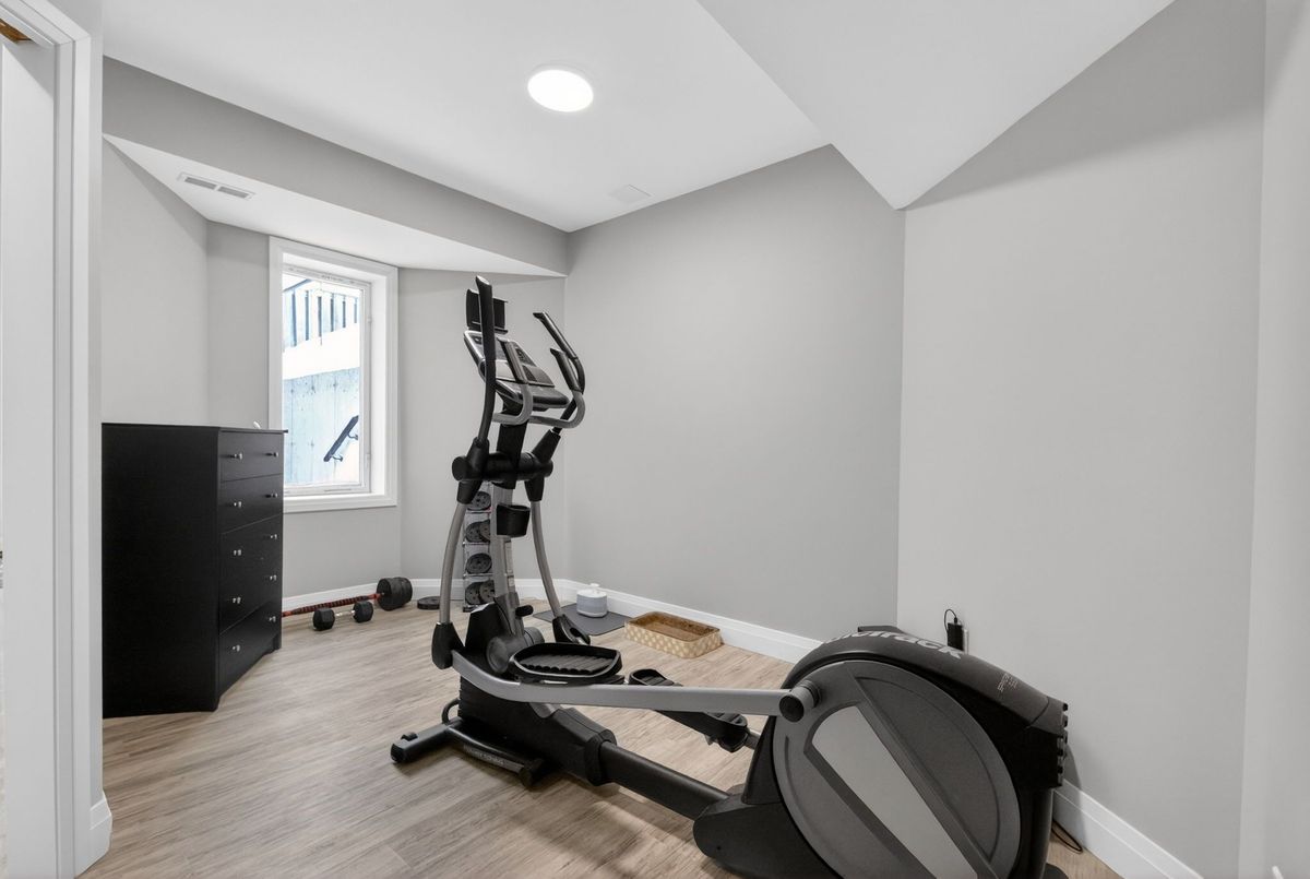 80 Gardiner Drive Bradford West Gwillimbury 80 Gardiner Drive Bradford West Gwillimbury