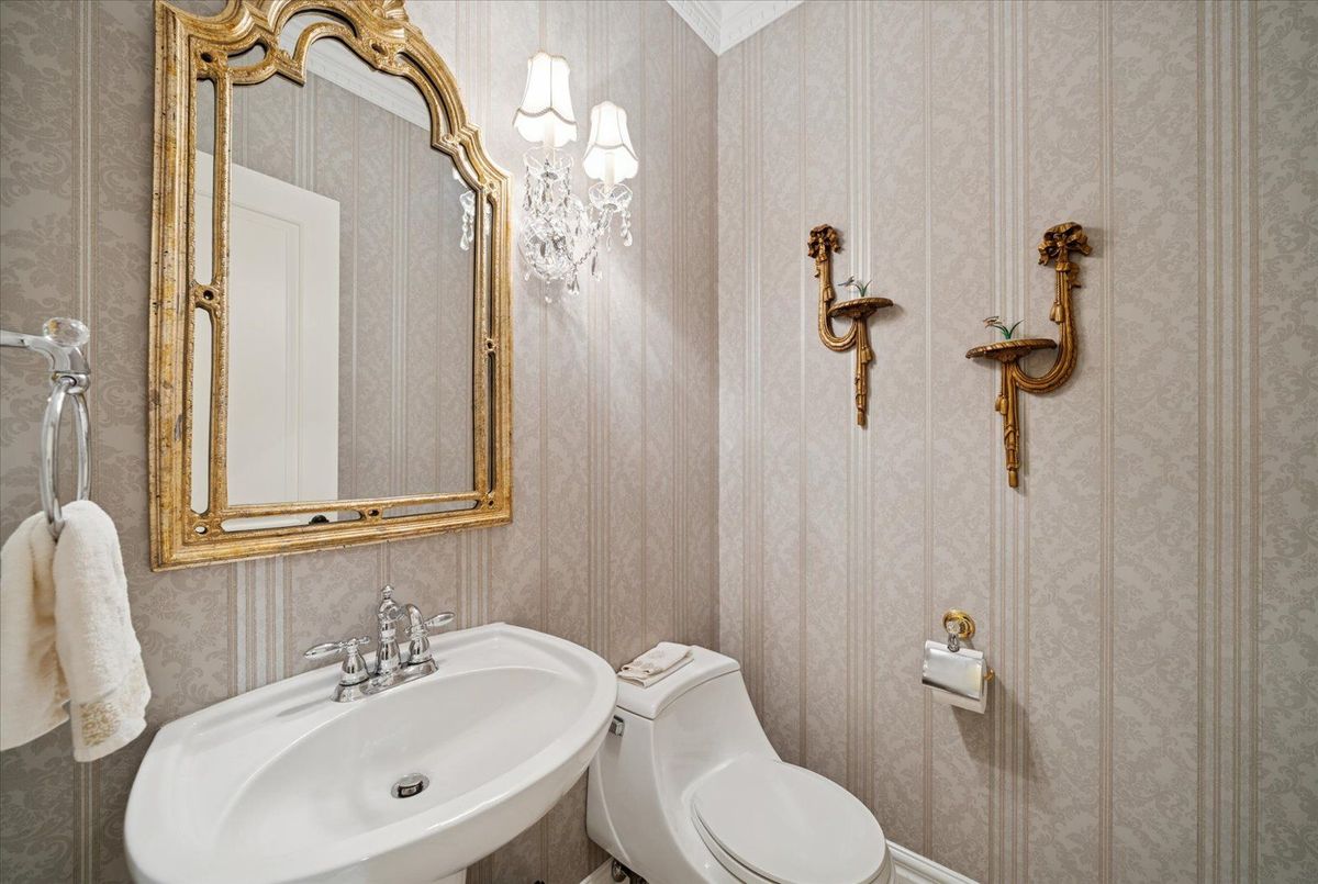 9 Winterport Court Richmond Hill 9 Winterport Court Richmond Hill