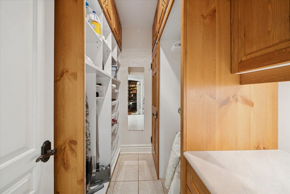 9 Winterport Court Richmond Hill 9 Winterport Court Richmond Hill