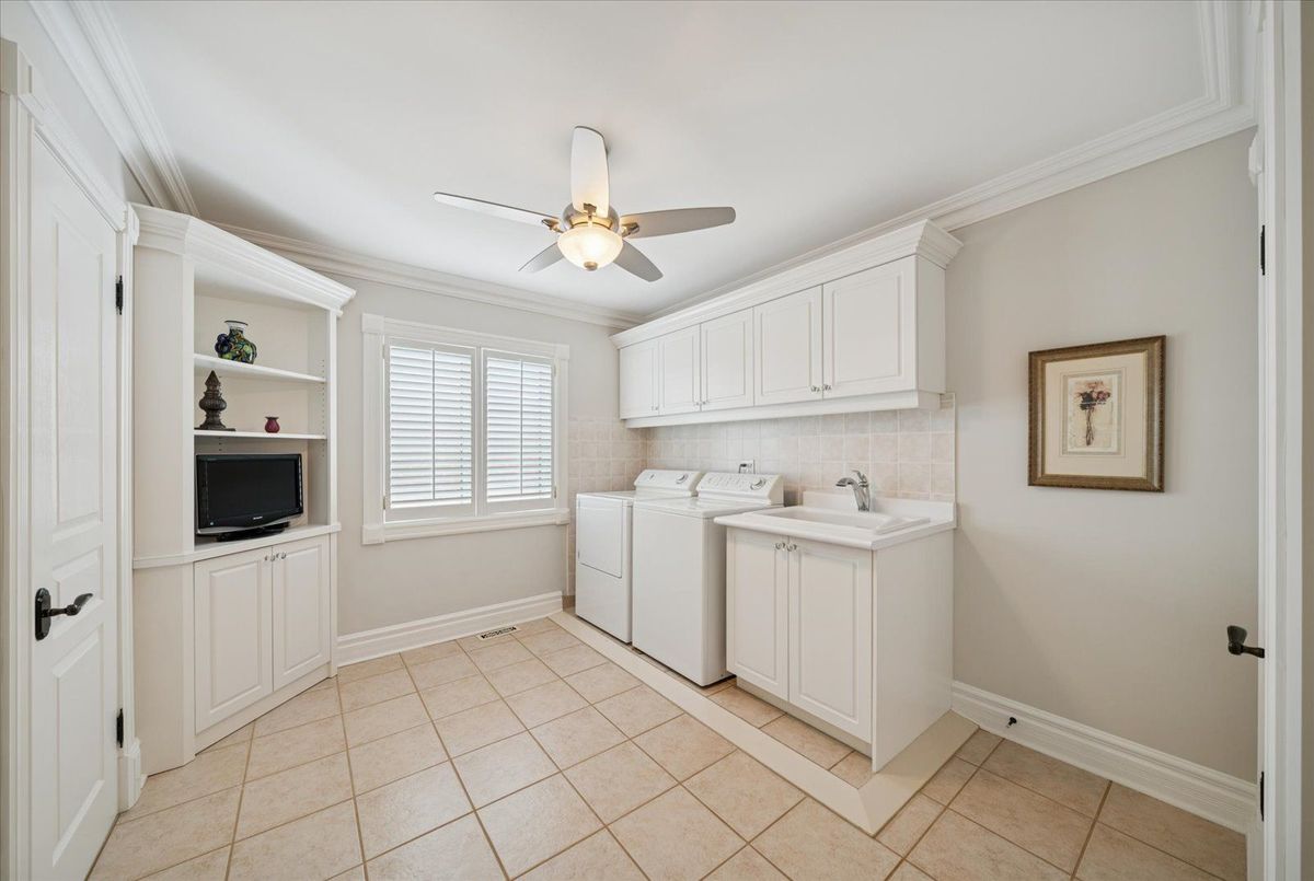 9 Winterport Court Richmond Hill 9 Winterport Court Richmond Hill