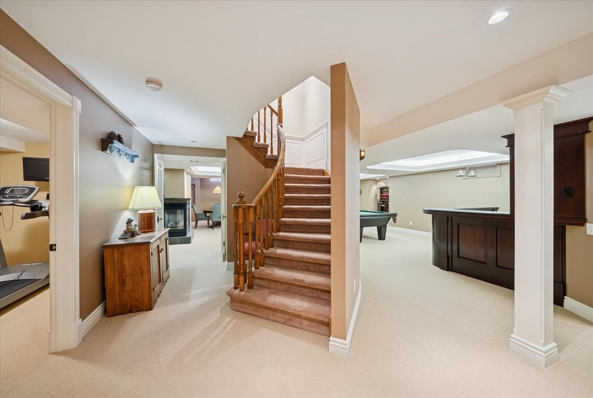 9 Winterport Court Richmond Hill 9 Winterport Court Richmond Hill