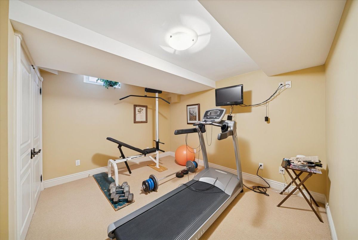 9 Winterport Court Richmond Hill 9 Winterport Court Richmond Hill