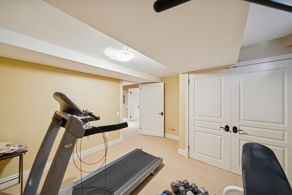 9 Winterport Court Richmond Hill 9 Winterport Court Richmond Hill