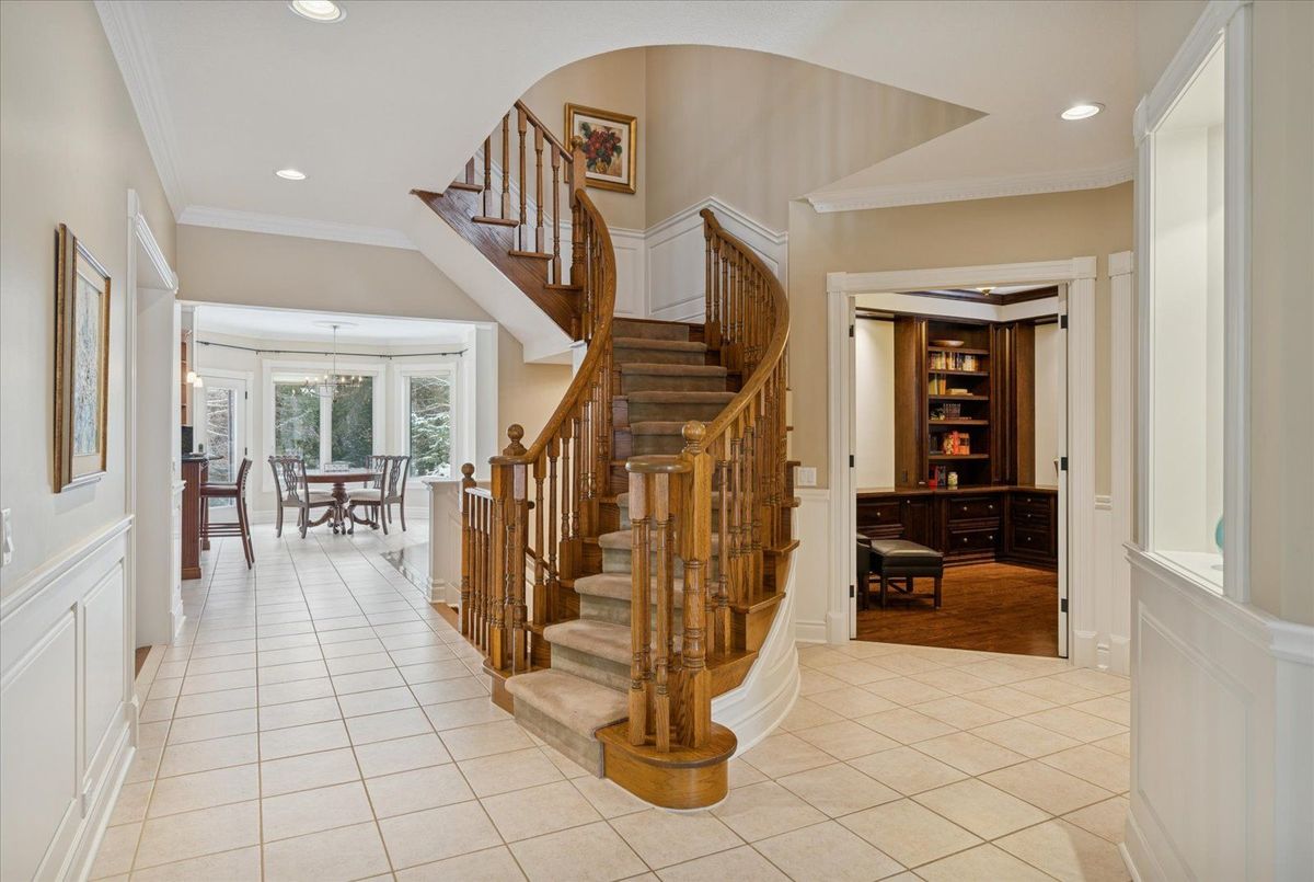 9 Winterport Court Richmond Hill 9 Winterport Court Richmond Hill