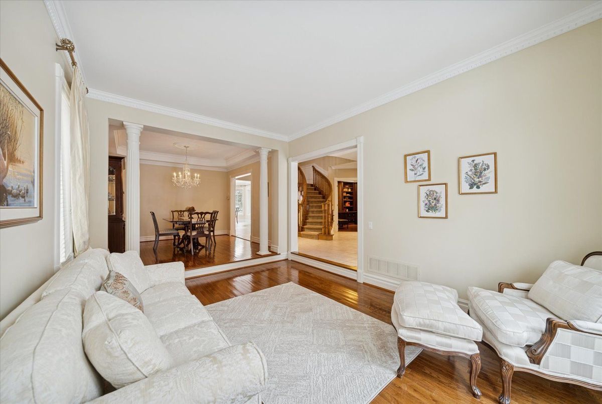 9 Winterport Court Richmond Hill 9 Winterport Court Richmond Hill