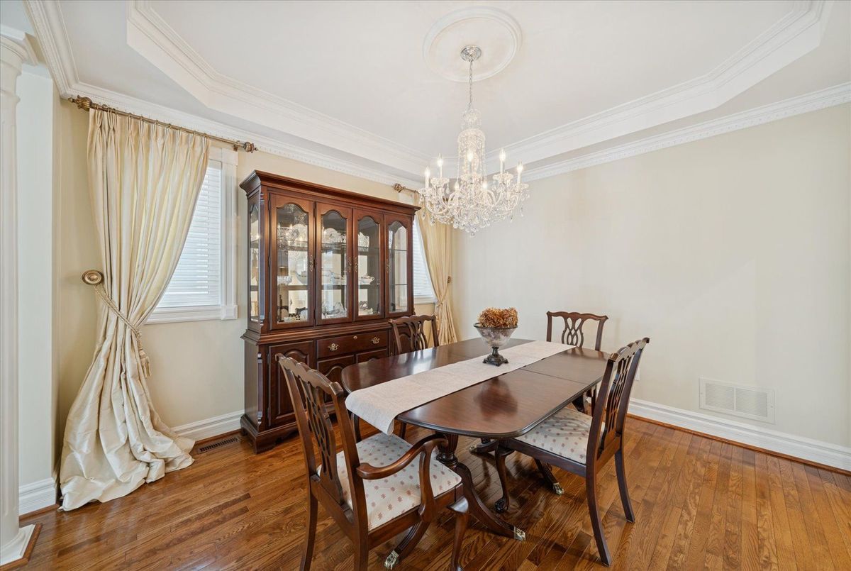 9 Winterport Court Richmond Hill 9 Winterport Court Richmond Hill