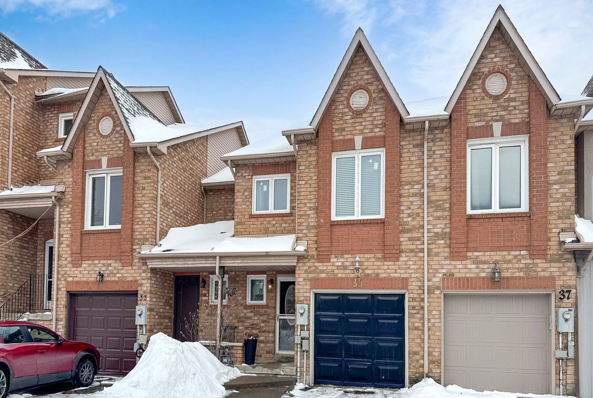 35 Kelso Crescent Vaughan 35 Kelso Crescent Vaughan